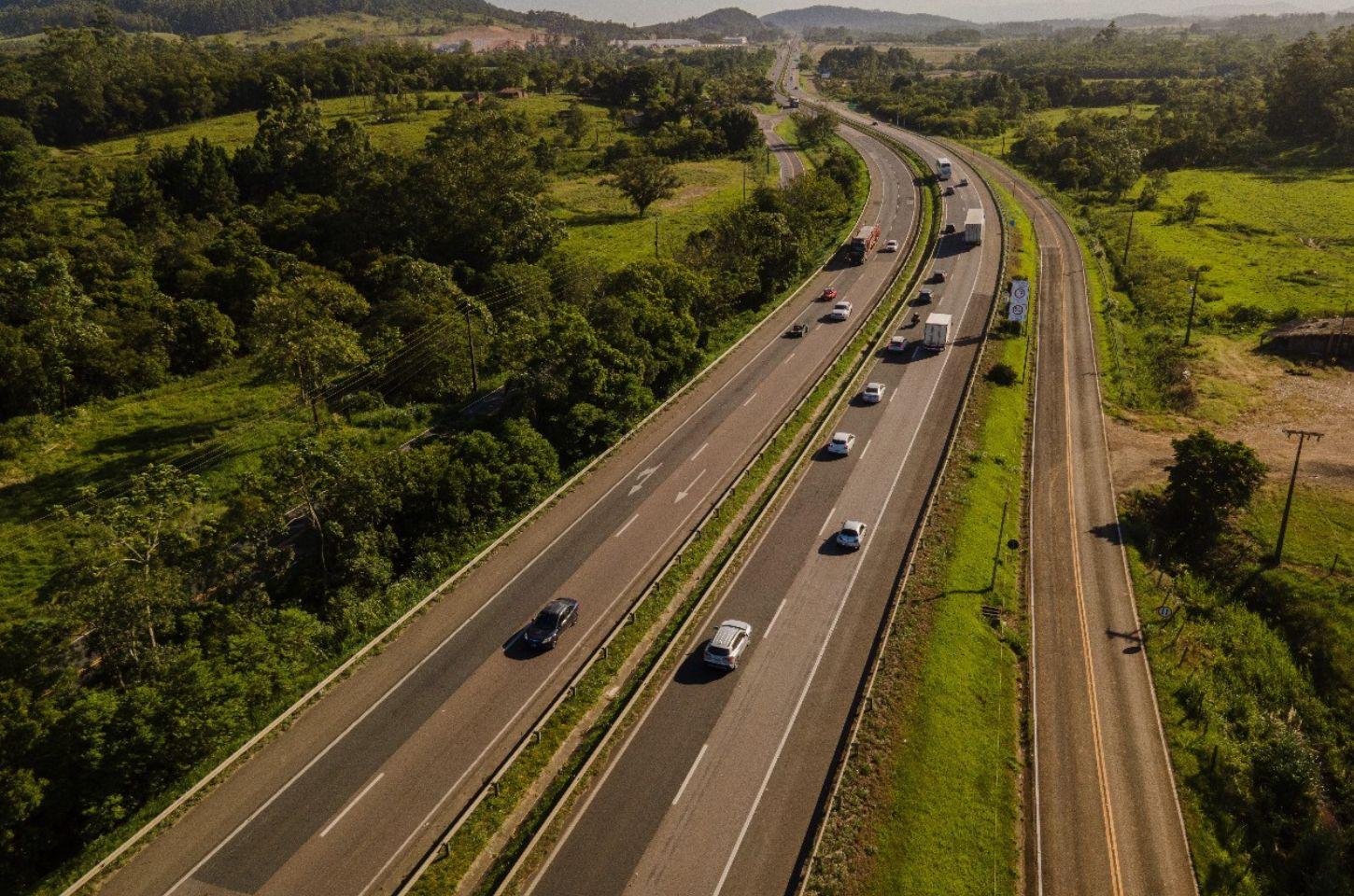 CCR ViaCosteira estima trânsito intenso para o fim de semana