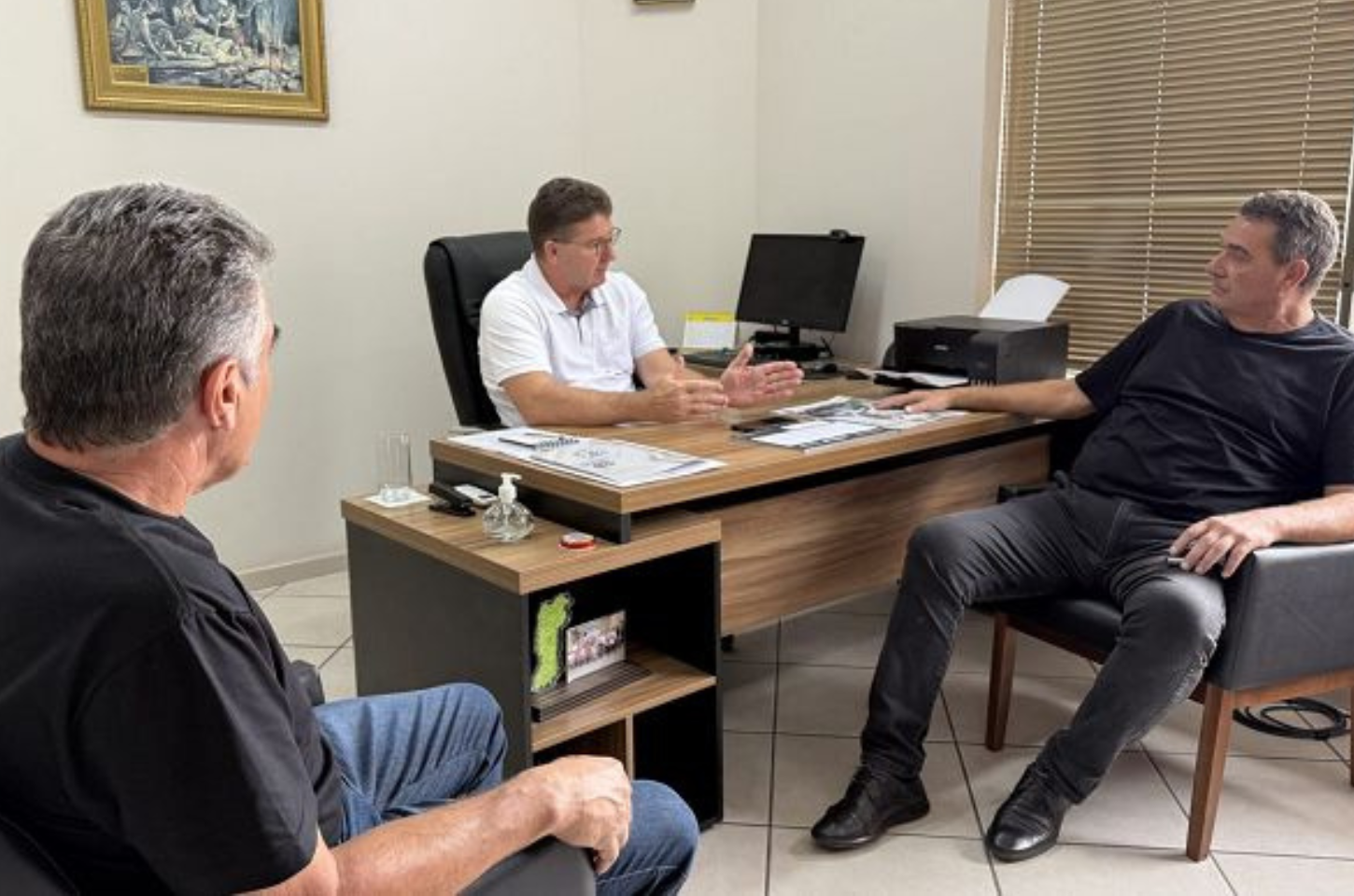 CIM-AMUREL busca formalizar parceria para utilização da usina de asfalto de Pedras Grandes