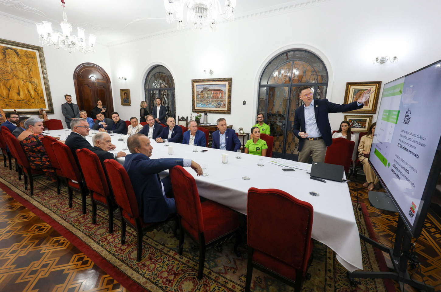 Governo de SC zera imposto estadual para arroz, feijão e farinhas que integram a cesta básica em SC