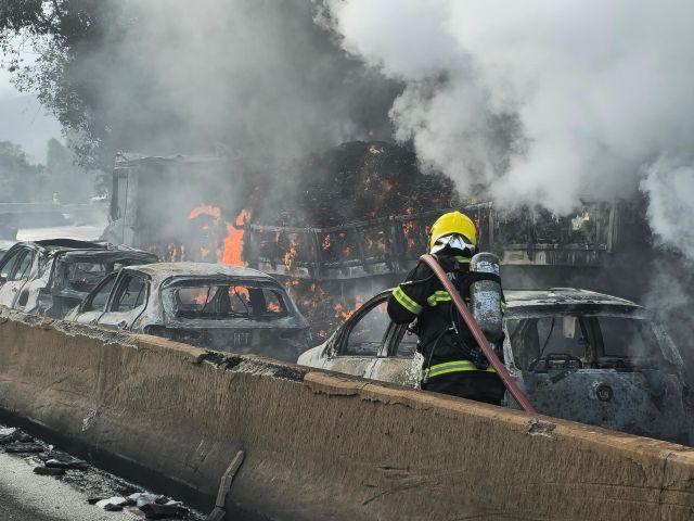 Causas do acidente com caminhão-tanque estão em investigação