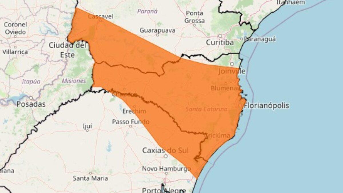 SC tem alerta para chuvas intensas, granizo e tempestades com ventos de 60 km/h