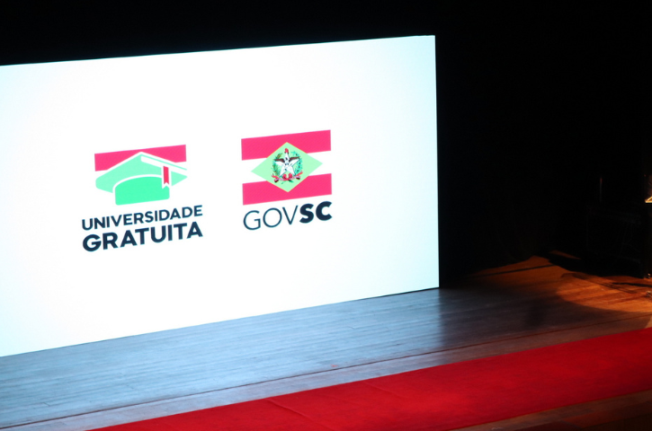 Disque-denúncia é aberto para relatos de irregularidades em bolsas do Universidade Gratuita