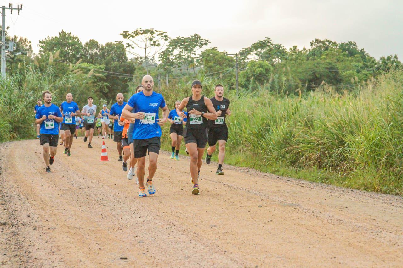 Lombas Trail Run: Içara recebe desafio de corrida em meio à natureza