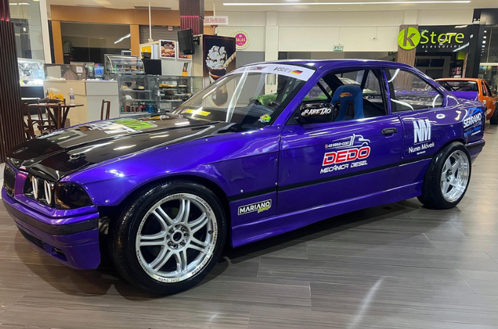 Santa Drift chega ao Criciúma Shopping com exposição de carros esportivos