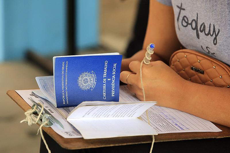 SC oferece mais de 8 mil vagas de emprego através do Sine