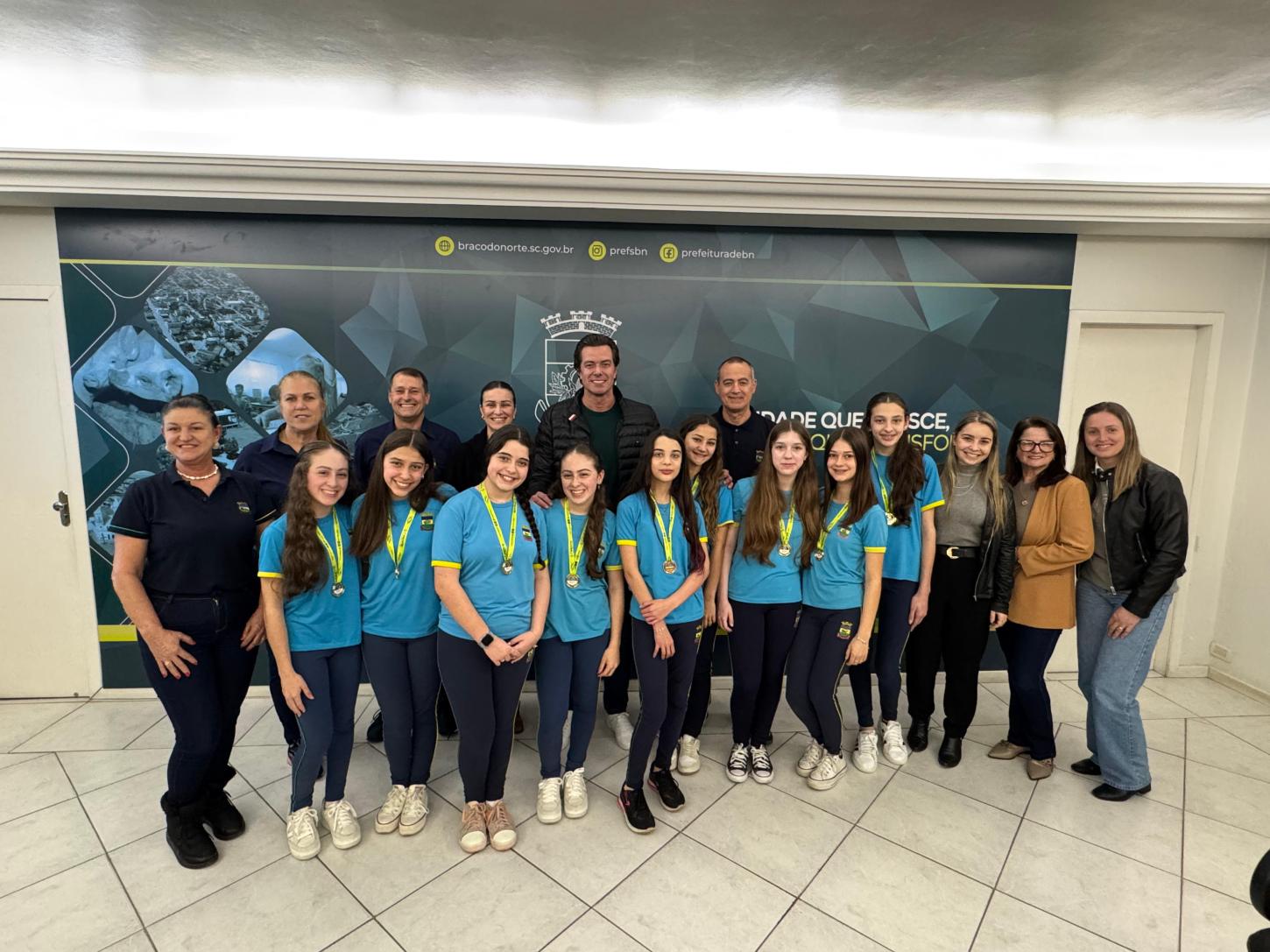 Alunas de Braço do Norte conquistam medalha de ouro na Olimpíada Nacional de Matemática Sem Fronteiras