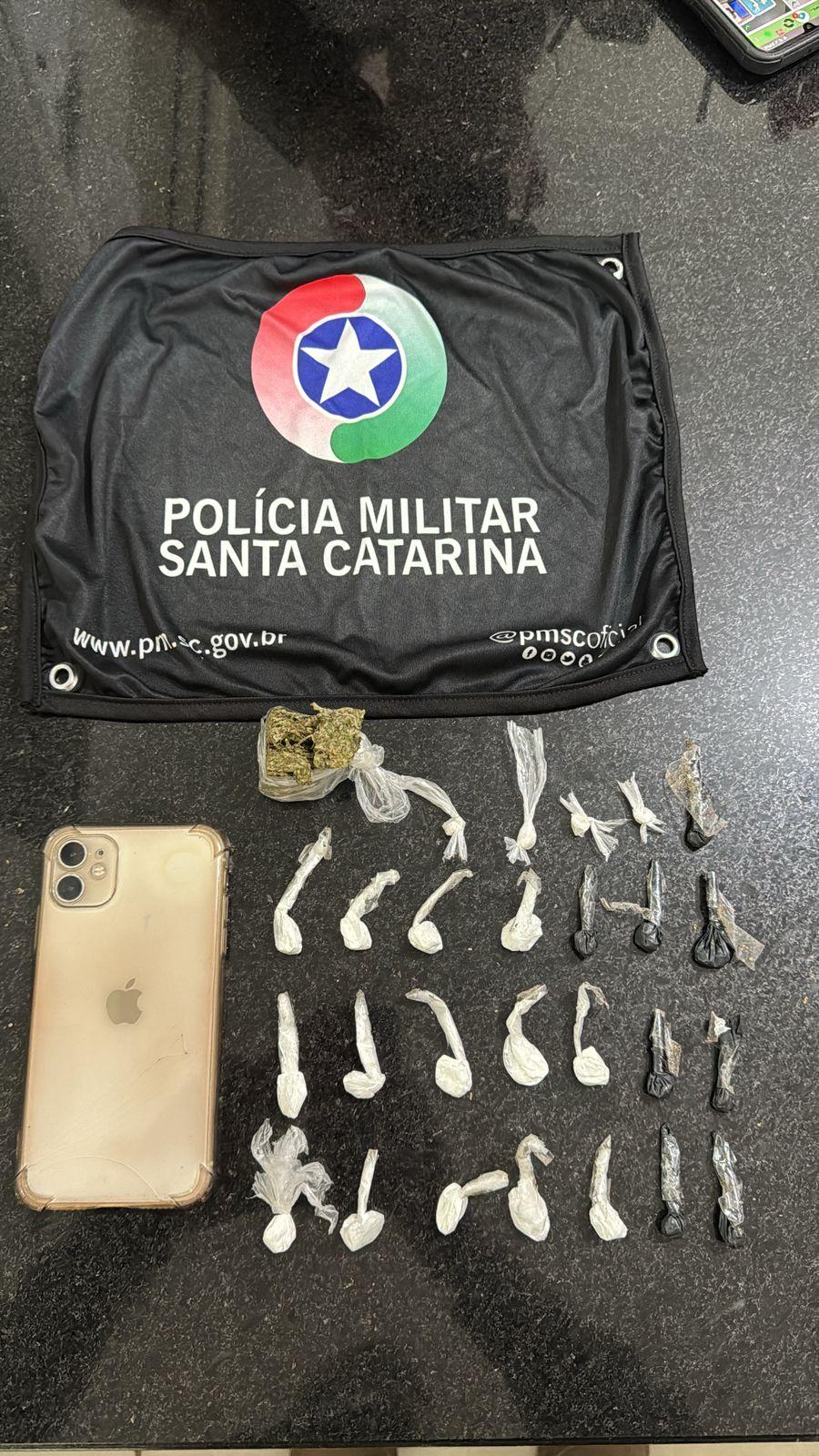 Casal é preso por tráfico de drogas em Braço do Norte