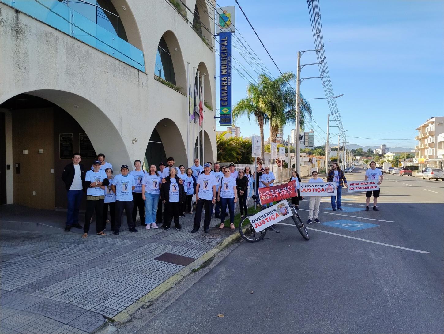 Homem é condenado por homicídio triplamente qualificado contra o próprio tio de 71 anos em Braço do Norte