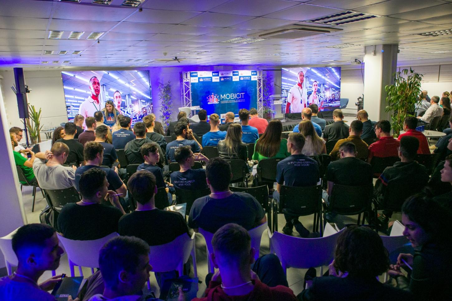 SENAI/SC realiza congresso sobre mobilidade elétrica e cidades inteligentes nesta quinta