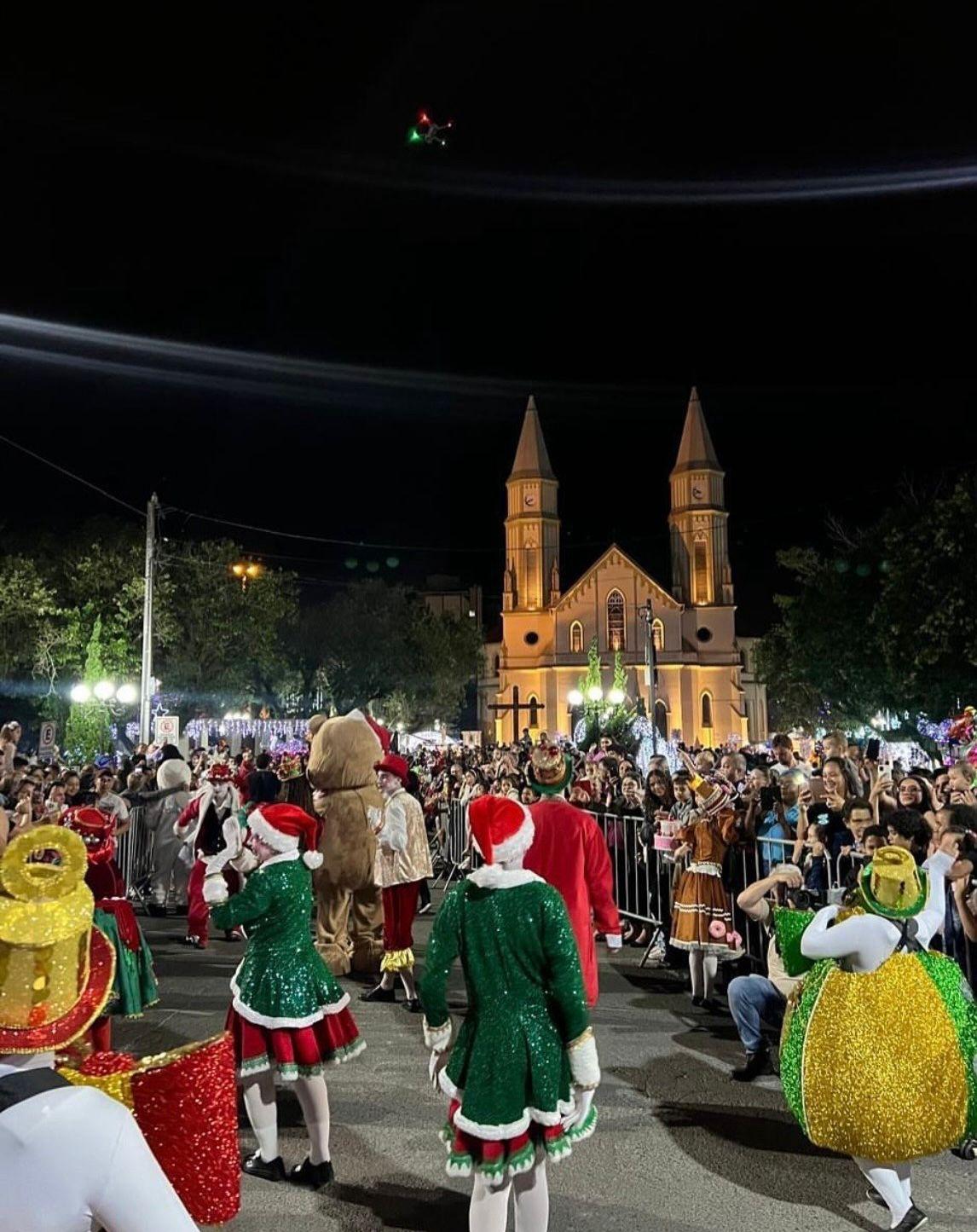 🎅 Chegada do Papai Noel Marca o Início do Natal em Braço do Norte com Espetáculo Gratuito