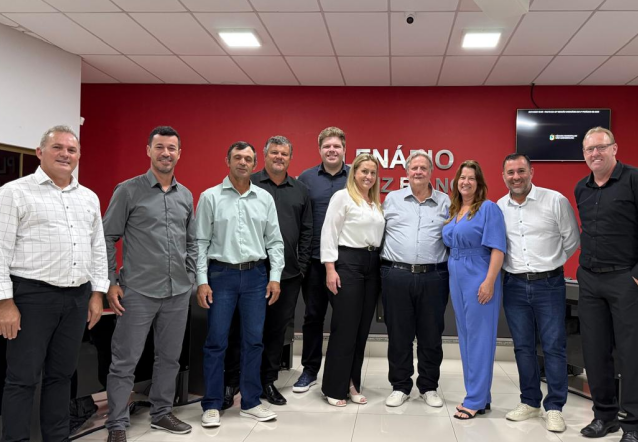 👩‍👧‍👦 Espaço Público Coberto de São Ludgero Homenageia Teresinha Müller Schlickmann