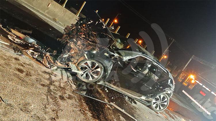 Motorista é resgatado em estado grave após colisão frontal com caminhão na BR-101