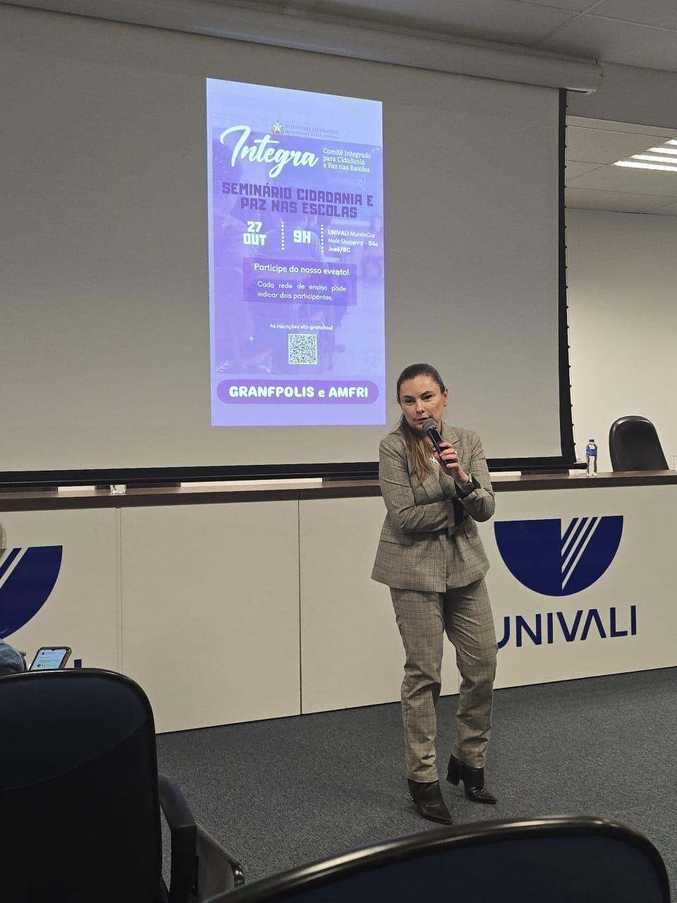 Seminário fortalece ações de prevenção à violência nas escolas