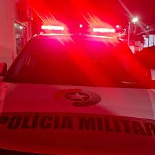 🚓 Homem dorme no carro após briga conjugal e acaba preso por falta de pagamento de pensão