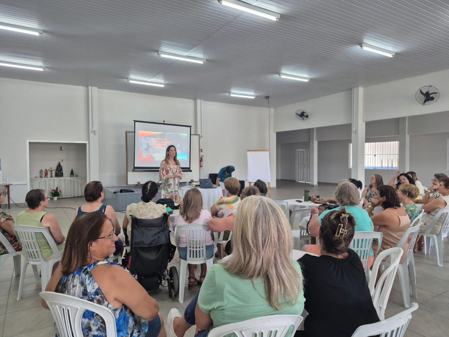 👵 Braço do Norte reúne voluntários para fortalecer rede de apoio aos idosos