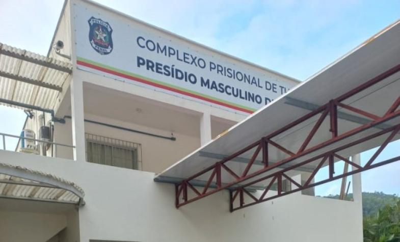 🚨 PM prende homem foragido do sistema prisional em estabelecimento no Monte Castelo