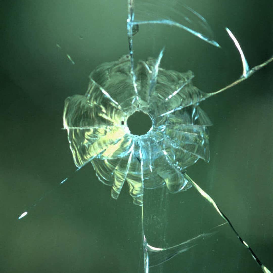 🔫 Projétil atravessa janela de apartamento e apavora moradora em Criciúma