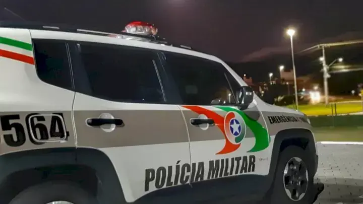 🔌 Homem armado com facão é preso furtando fios em galpão