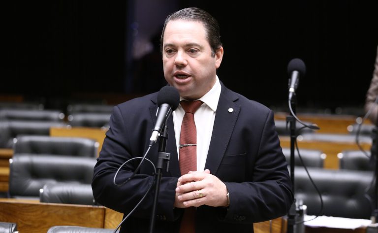 Comissão aprova projeto que agiliza pensão por morte de policiais mortos em serviço