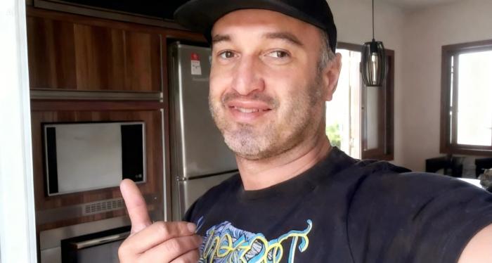 🚔 Homem é encontrado morto e veículos são furtados em Criciúma