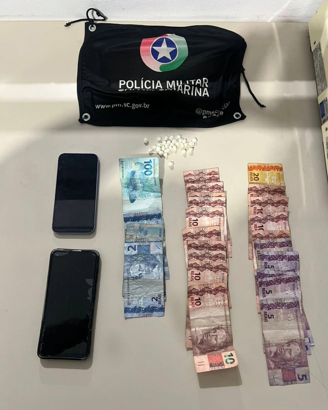 🚨 PM fecha ponto de tráfico em residência invadida no bairro Fábio Silva