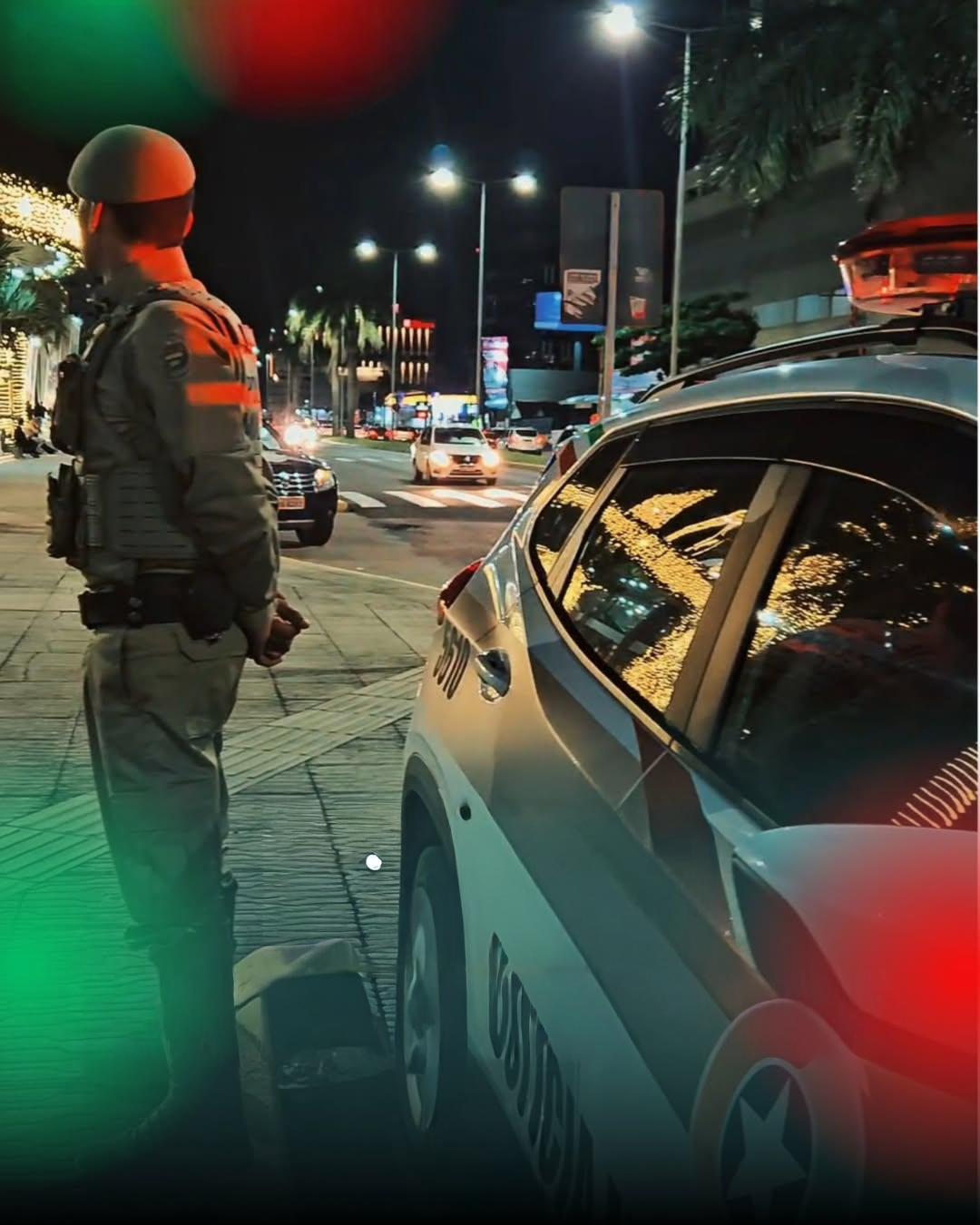 🚔 PM prende dupla minutos após assalto a pedestre no bairro Humaitá