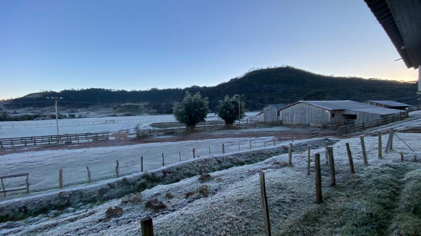 📉 Santa Catarina registra as menores temperaturas do ano com marcas negativas na Serra