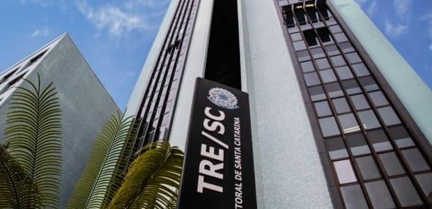 📅 TRE-SC anuncia plantão para fechamento do cadastro eleitoral