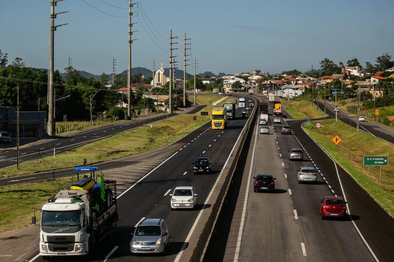 🚗 ViaCosteira espera 770 mil veículos na BR-101 para o feriado