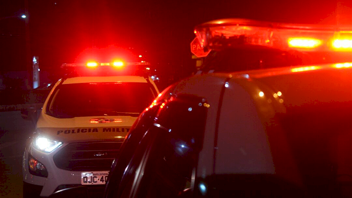 Operação em Capivari de Baixo resulta em prisão e apreensão por tráfico no bairro Alvorada