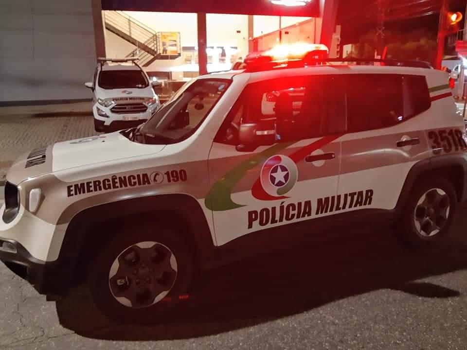 PM captura foragido do RS com pena de 40 anos por homicídio e prende devedor de pensão no Sul