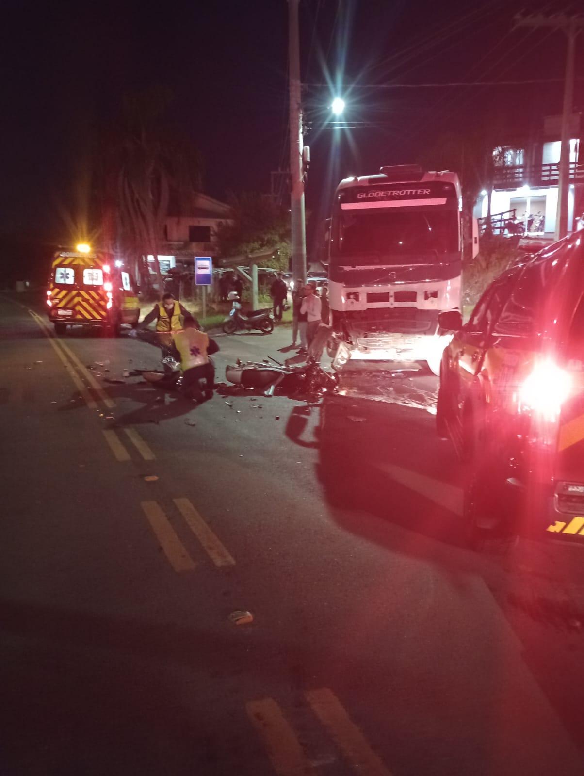 🏍️ Acidente na BR-101: motociclista morre após colisão com caminhão