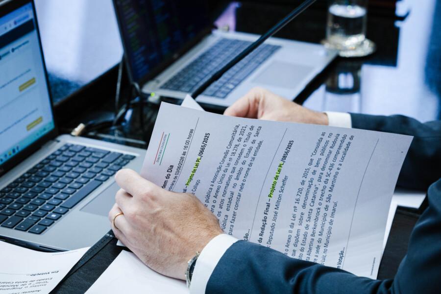 🩺 Alesc aprova criação de cadastro para pacientes com doenças raras