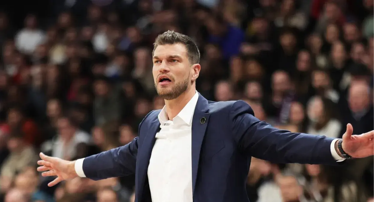 🇧🇷 Histórico: catarinense Tiago Splitter é anunciado como o novo técnico principal do Chicago Bulls na NBA