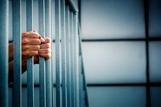 ✍️ Homem é condenado a mais de 77 anos por abusar das filhas e enteada