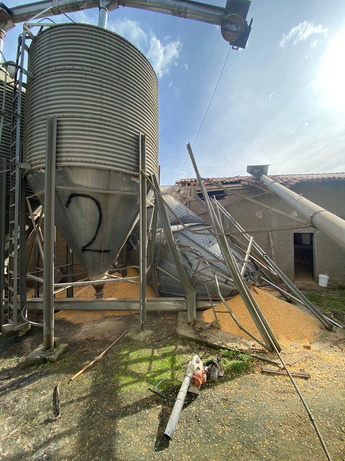 🌾 Silo graneleiro desaba em indústria e deixa trabalhador ferido em São Ludgero