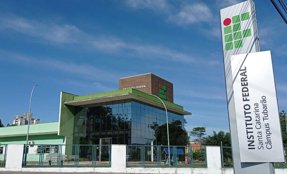 IFSC abre concurso público com 65 vagas e salários de até R$ 13,2 mil em Santa Catarina