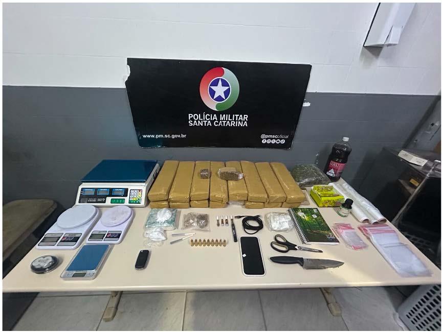 Polícia Militar apreende grande quantidade de drogas e armas no Sul e em Lages