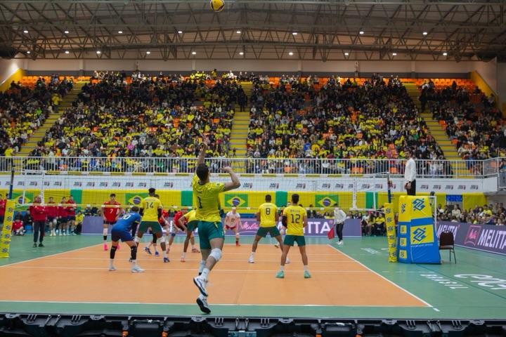 Seleção Brasileira B de Vôlei enfrenta o Chile nesta segunda-feira (6) em Criciúma
