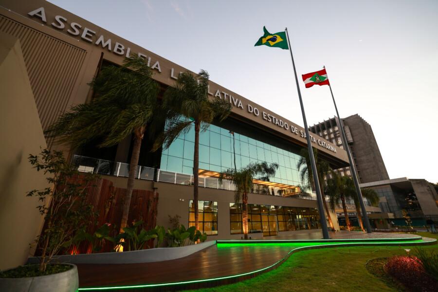 Alesc retoma sessões plenárias e reuniões de comissões após o recesso parlamentar