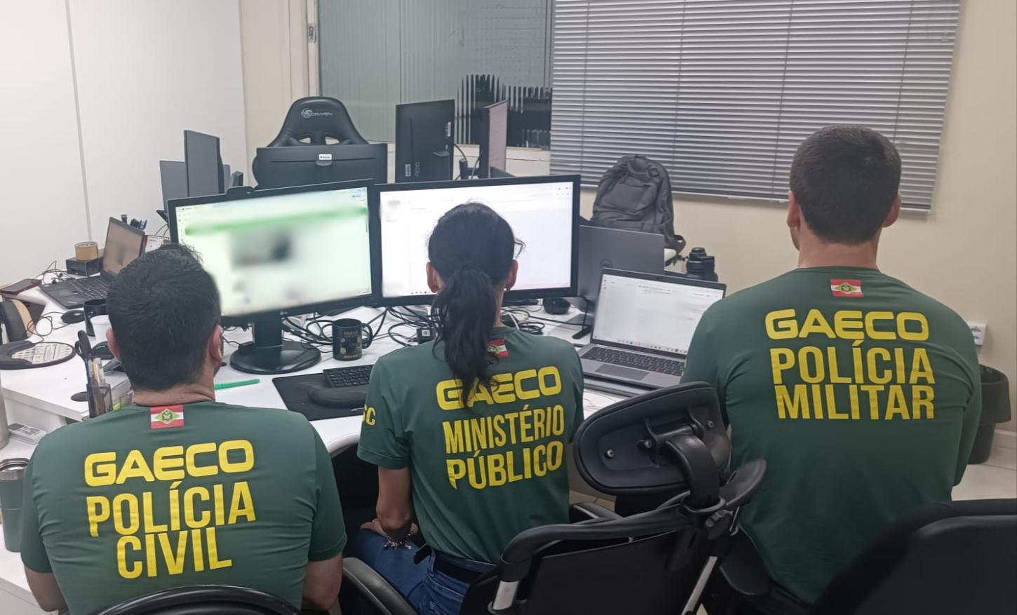 Gaeco deflagra Operação Desmos II contra braço financeiro de facção criminosa em Santa Catarina