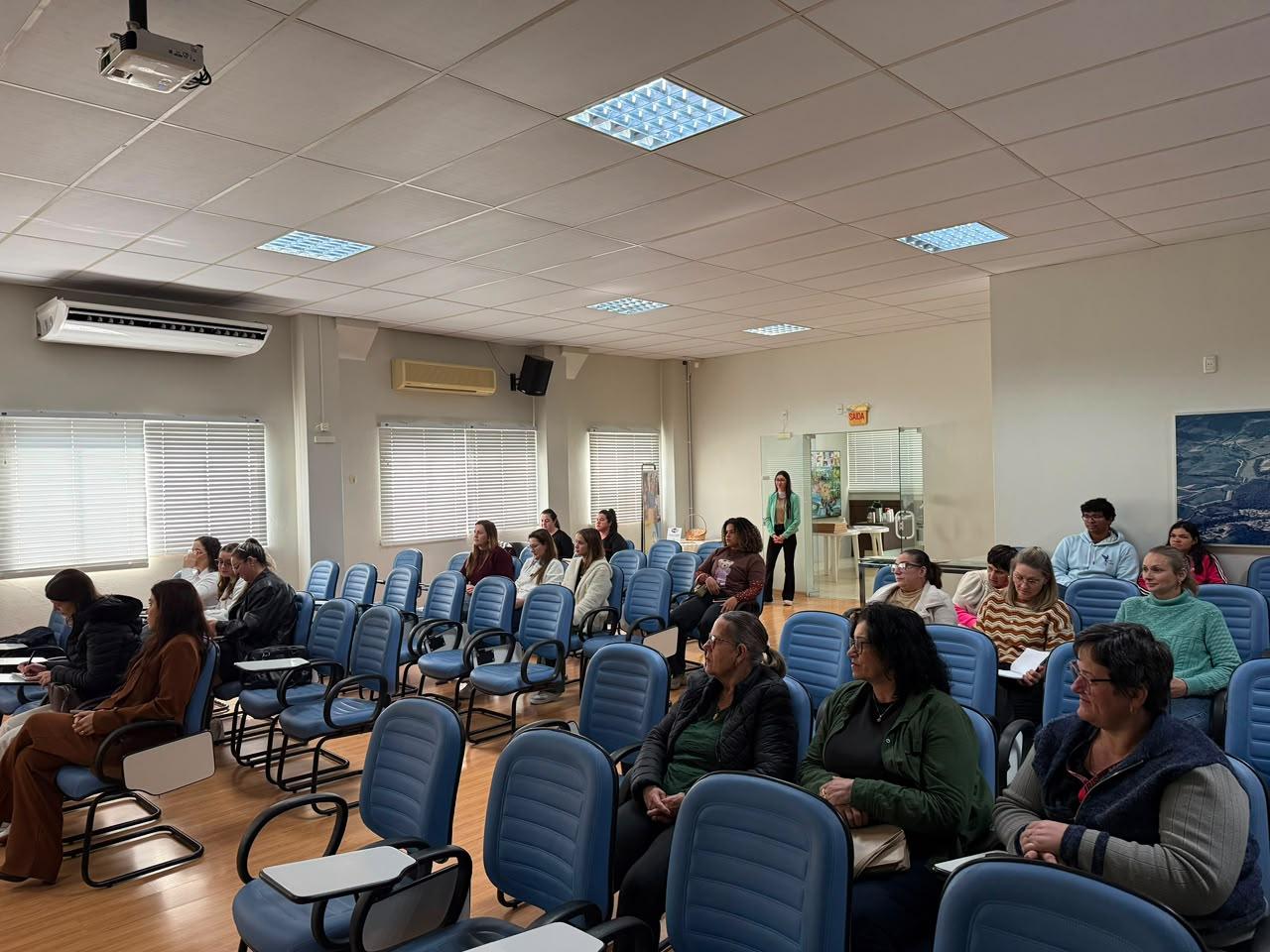 Prefeitura de São Ludgero promove oficina gratuita sobre vendas online para negócios locais