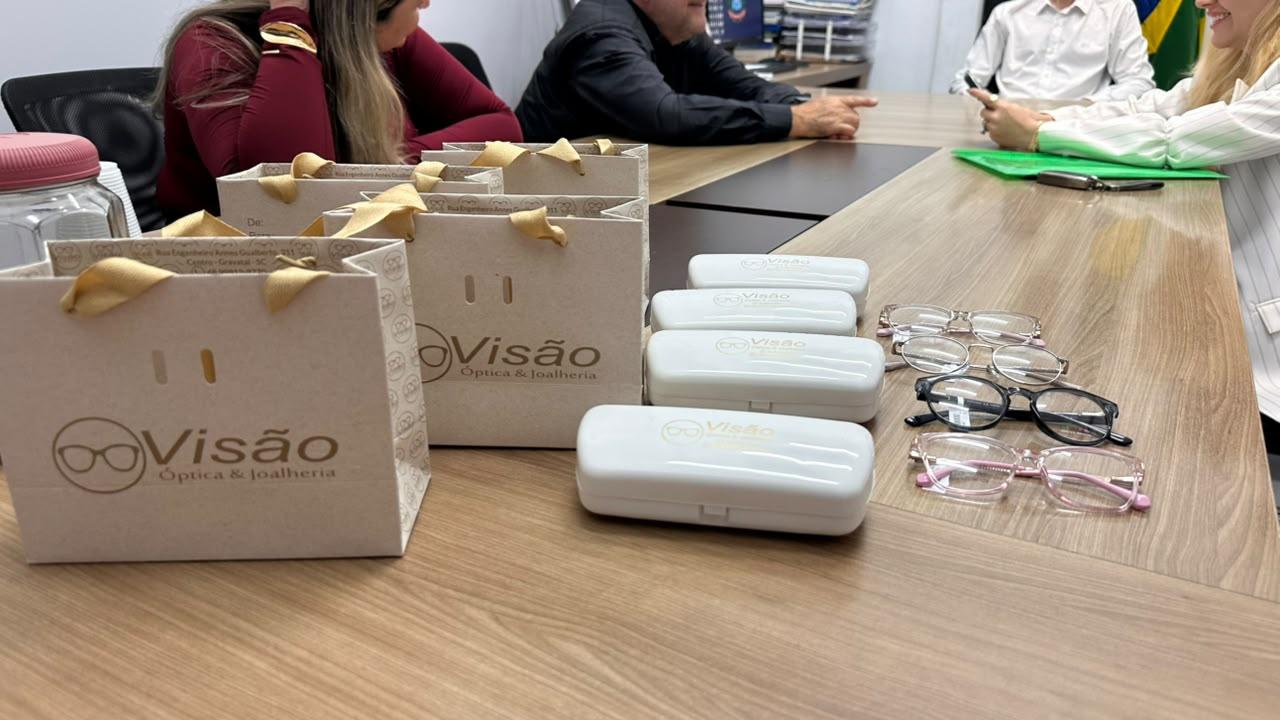 Programa Criança com Visão amplia acesso à saúde ocular para estudantes em Gravatal