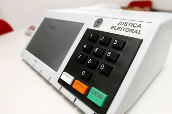 TSE fixa regras para propaganda eleitoral com diretrizes para IA e combate a deepfakes