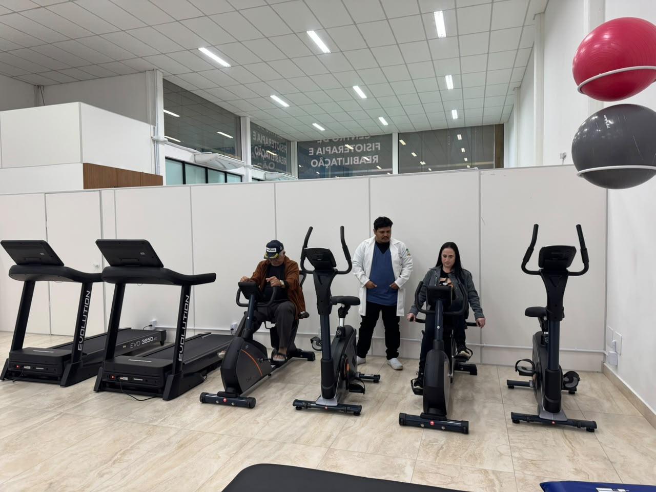 Centro de Fisioterapia de Braço do Norte realiza mais de 1,6 mil atendimentos no primeiro mês de funcionamento