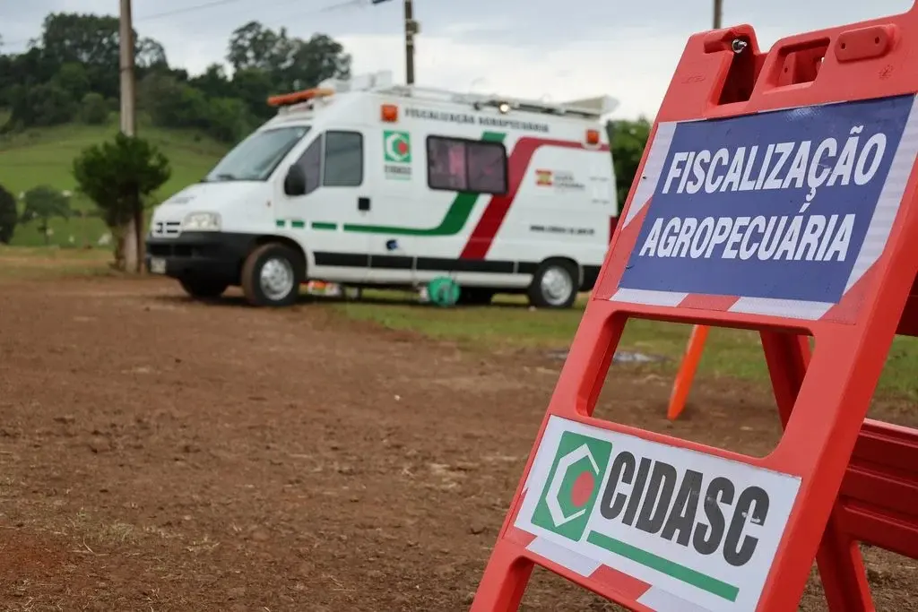 Cidasc confirma segundo foco da Doença de Newcastle em granja de perus em Coronel Freitas e intensifica barreiras sanitárias no Oeste