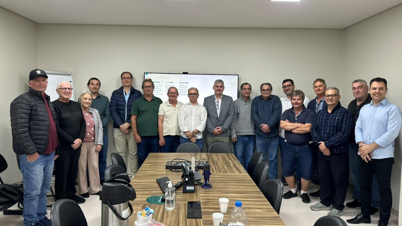 Lauro Rita da Silva é eleito presidente da Associação Beneficente Santa Teresinha para o mandato 2027–2030