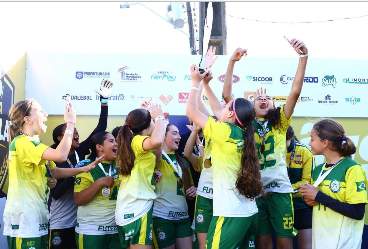Meninas do Sub-14 de São Ludgero conquistam título inédito da Série Prata na Copa Fair Play em Florianópolis