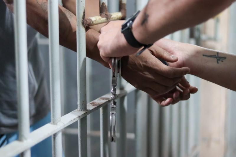 Polícia Militar apoia PF e prende homem condenado por estupro de vulnerável em Braço do Norte