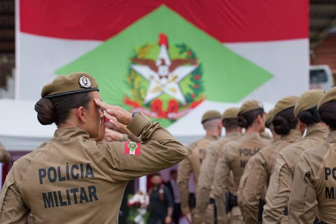 Polícia Militar de Santa Catarina lança edital com 500 vagas para Soldado e salário inicial de mais de R$ 8,5 mil
